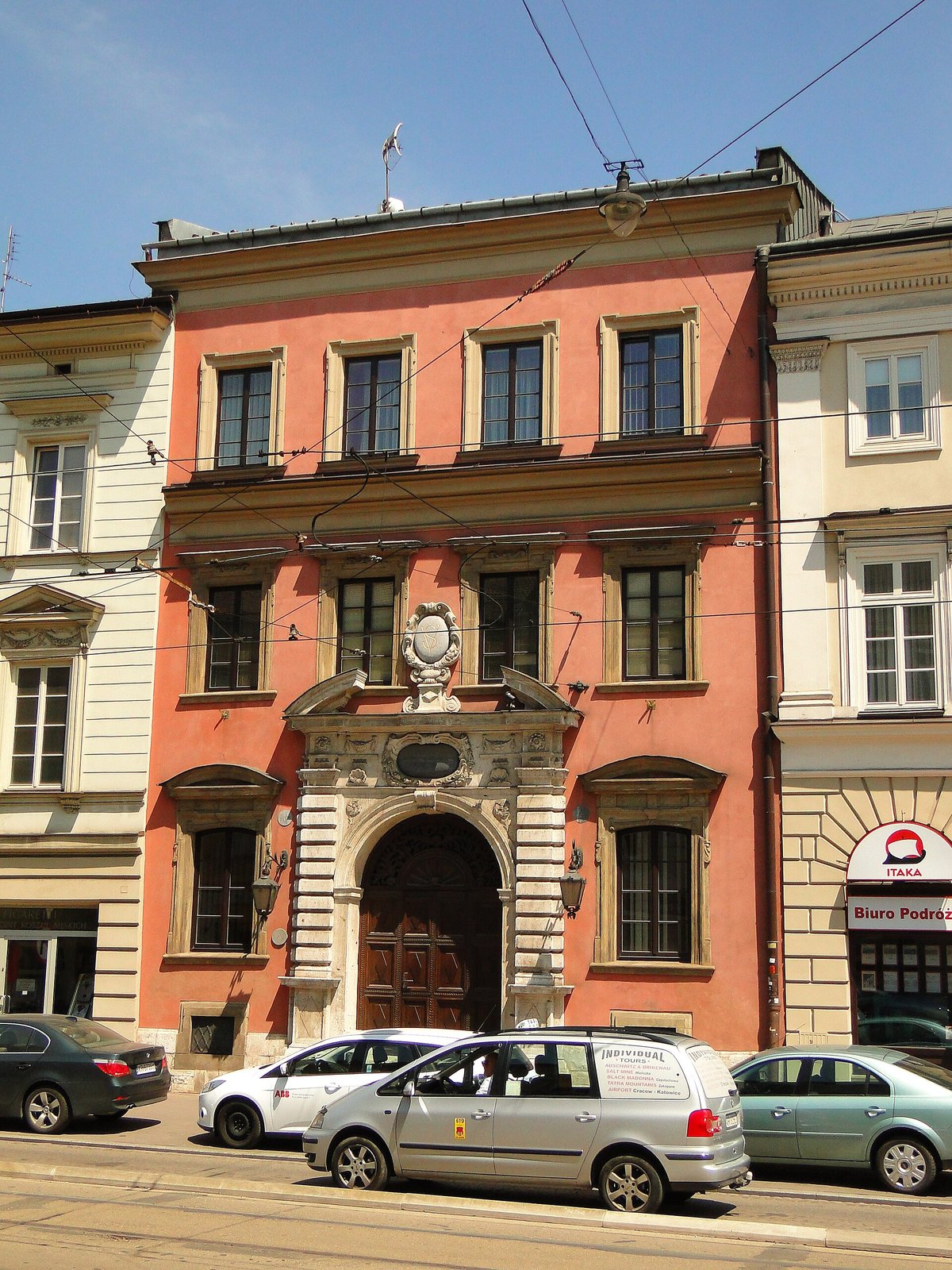 Baroque house of the Missionary Fathers with a stone portal at 4 Stradomska Street